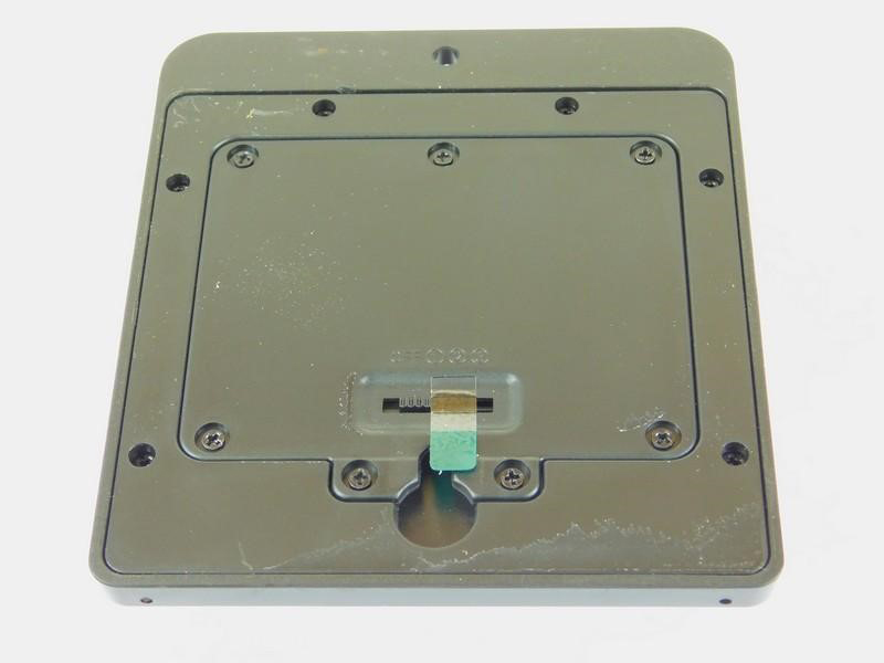 Sticker removed showing fittings